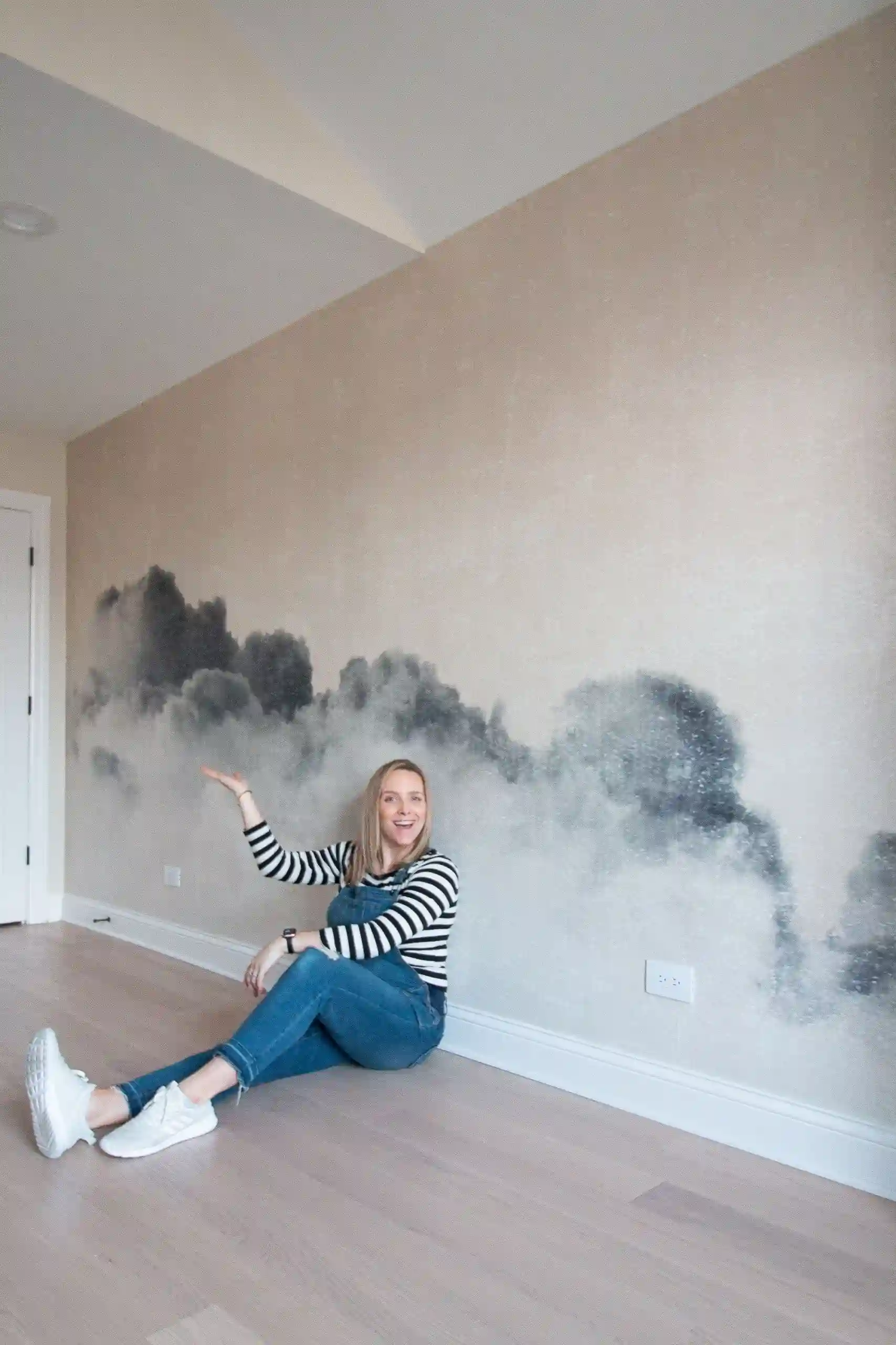 Residential wallpaper installation service in Hollywood Hills, Los Angeles